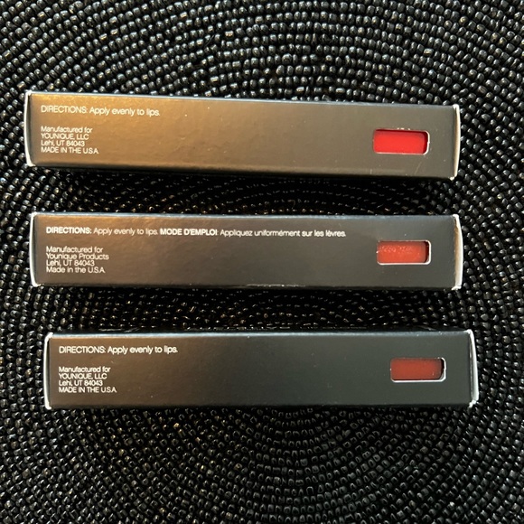 Younique Lucrative Lipgloss - Picture 3 of 4